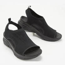 Women&#39;s Summer Sandals With Cushioned Sole And Adjustable Strap