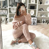 Women&#39;s Sweater And Pants Set