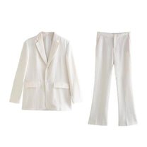 Women&#39;s Tailored Blazer Suit