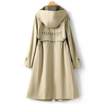 Women&#39;s Tailored Water-Resistant Windbreaker Jacket