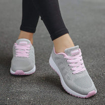 Women&#39;s Trendy Comfortable Sneakers