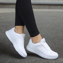 Women&#39;s Trendy Comfortable Sneakers