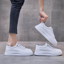 Women&#39;s Trendy Low-Top Sneakers