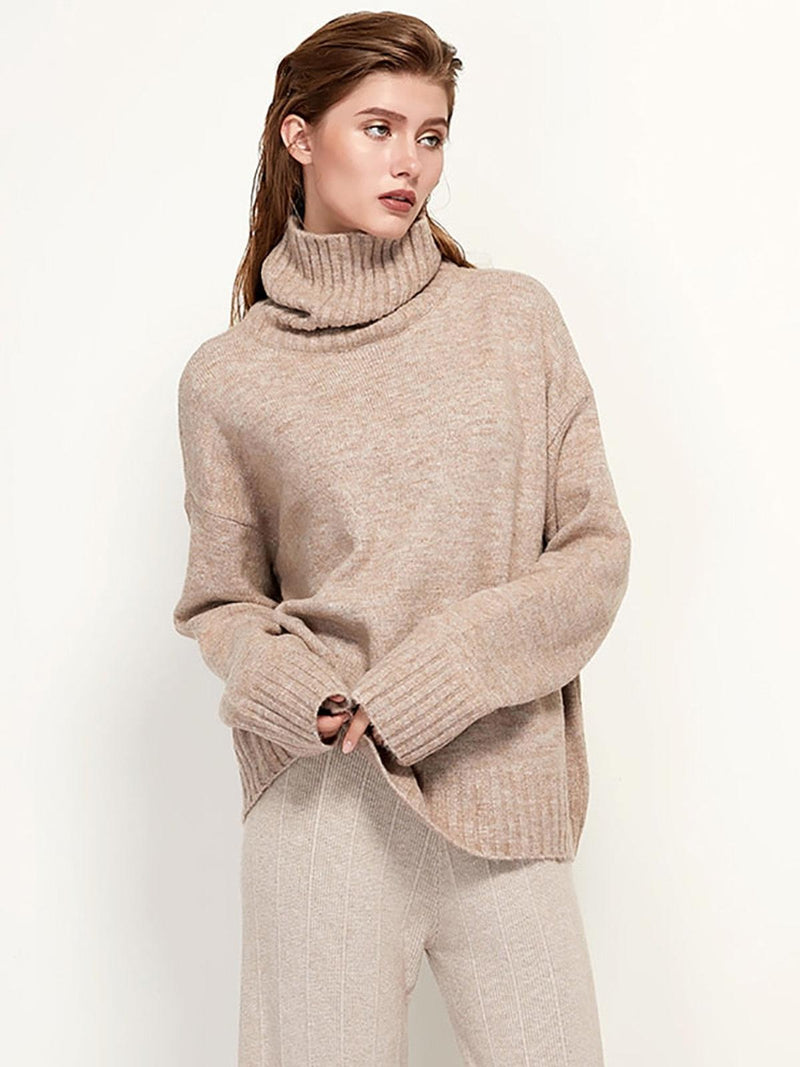 Women&#39;s Turtleneck Sweater Regular Fit