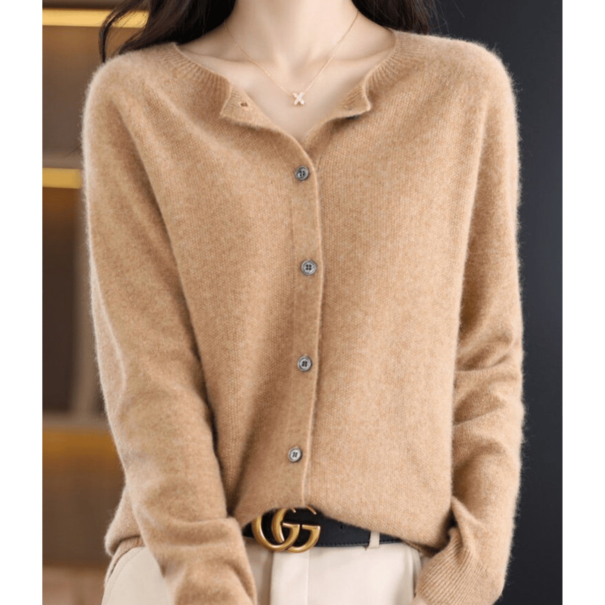 Women&#39;s V-Neck Cardigan Pullover With Button Details