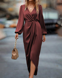 Women&#39;s V-Neck Lantern Sleeve Dress
