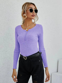 Women&#39;s V-Neck Pullover Sweater