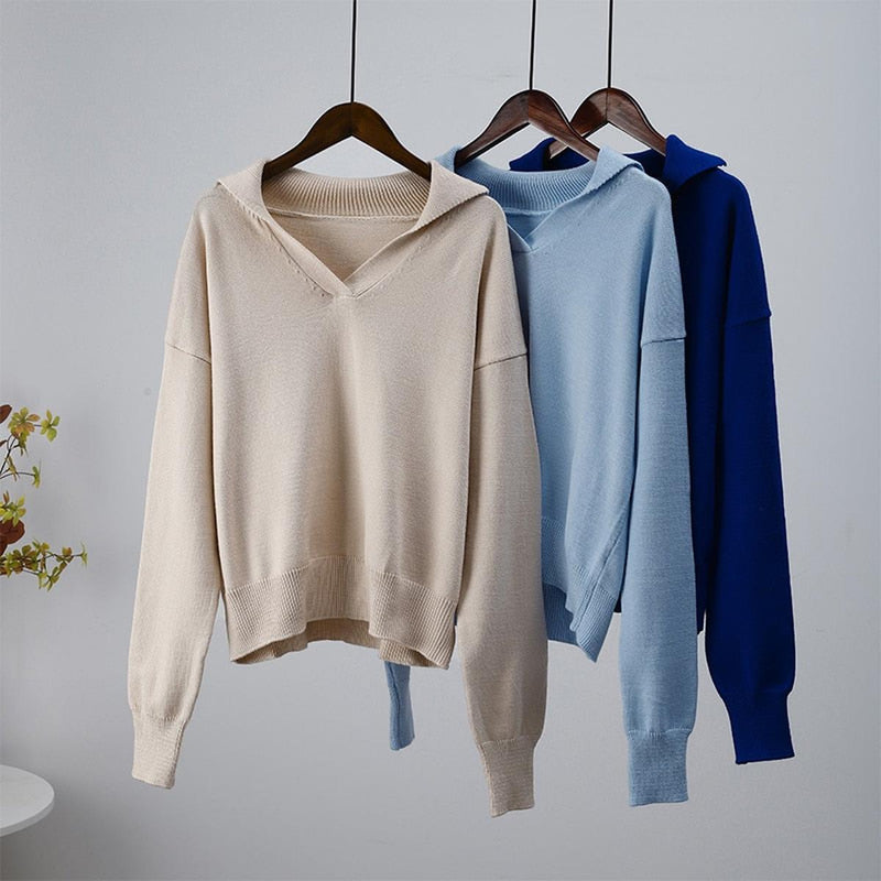 Women&#39;s V-Neck Pullover Sweater