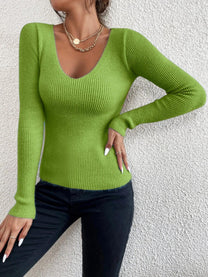 Women&#39;s V-Neck Slim Fit Jumper in Soft Acrylic Yarn