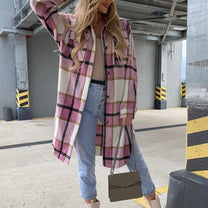 Women&#39;s Versatile Jacket With Modern Details