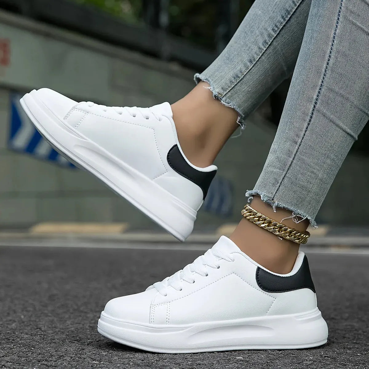 Women&#39;s White Leather Orthopedic Sneakers – Lightweight and Supportive