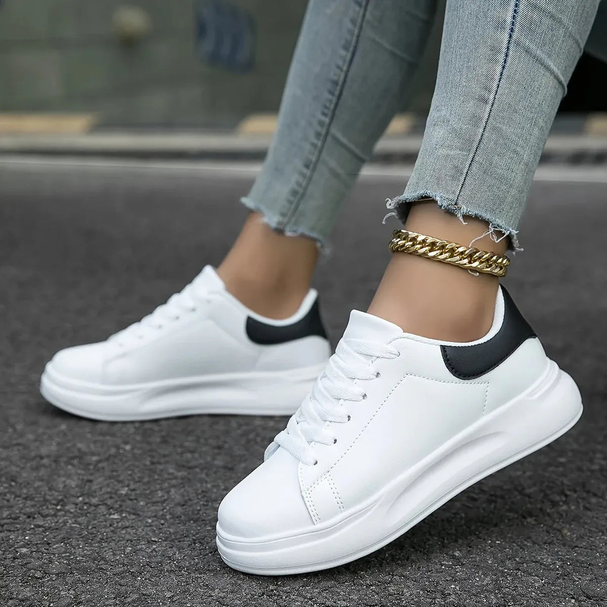 Women&#39;s White Leather Orthopedic Sneakers – Lightweight and Supportive