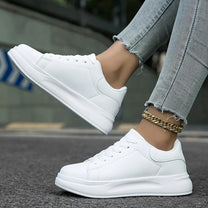 Women&#39;s White Leather Orthopedic Sneakers – Lightweight and Supportive