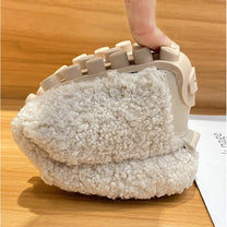 Women&#39;s Winter Slippers With Slip-Resistant Sole And Breathable Material