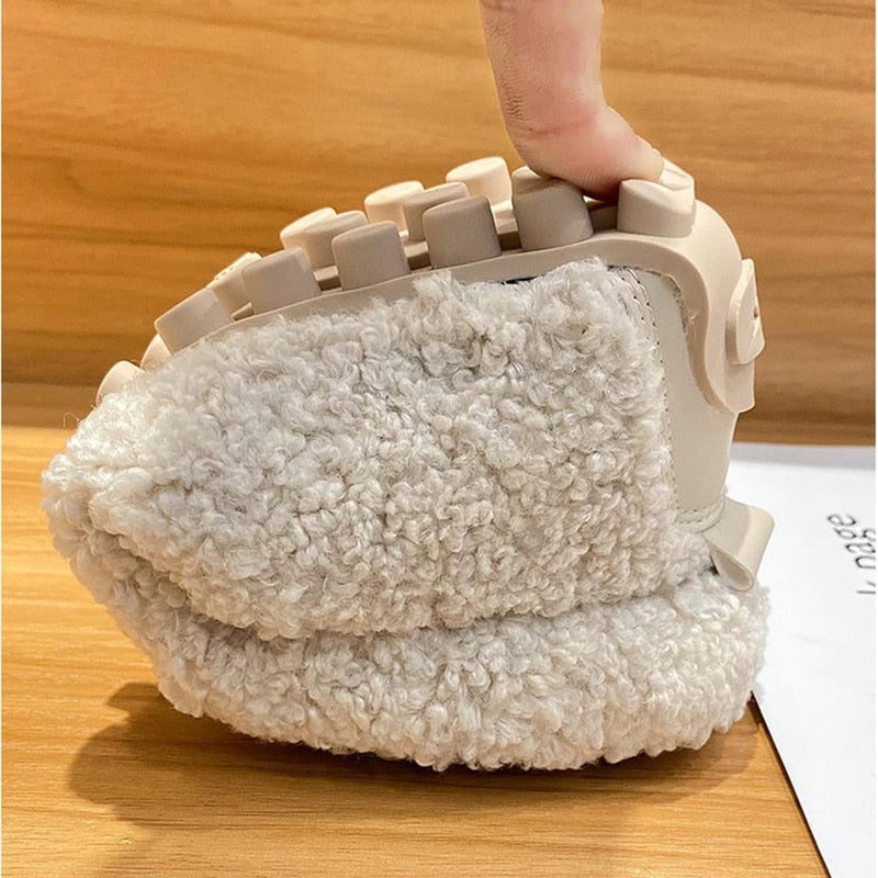 Women&#39;s Winter Slippers With Slip-Resistant Sole And Breathable Material