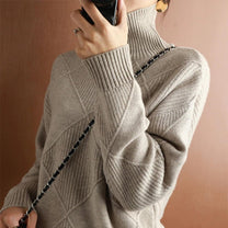 Women&#39;s Wool Turtleneck Sweater Medium Length