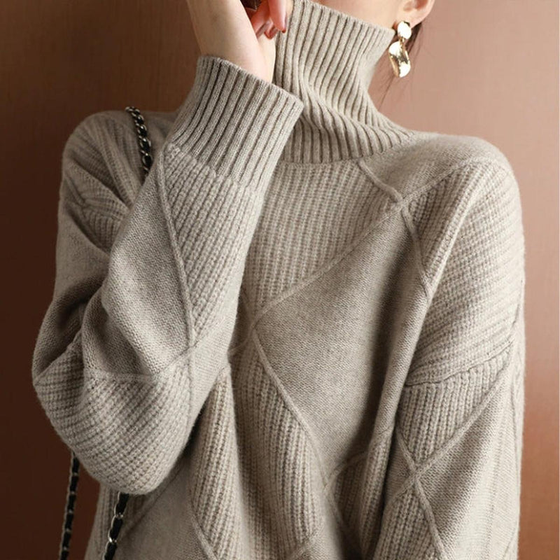 Women&#39;s Wool Turtleneck Sweater Medium Length